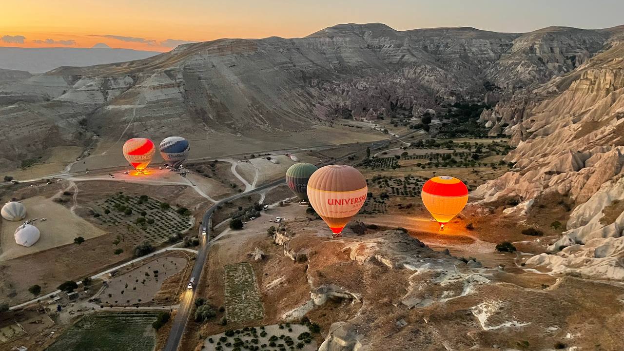 Capadocia, Turquía — globos aerostáticos